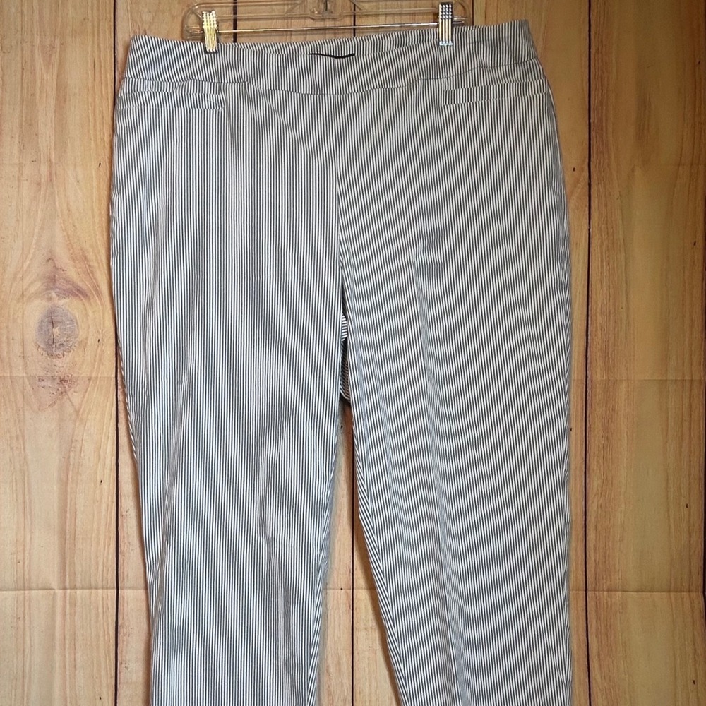 Zac & Rachel Striped Pants seersucker 20W Blue White Cropped Coastal Preppy‎